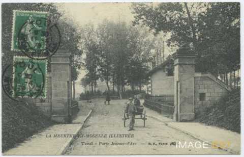 Porte Jeanne d'Arc (Toul)